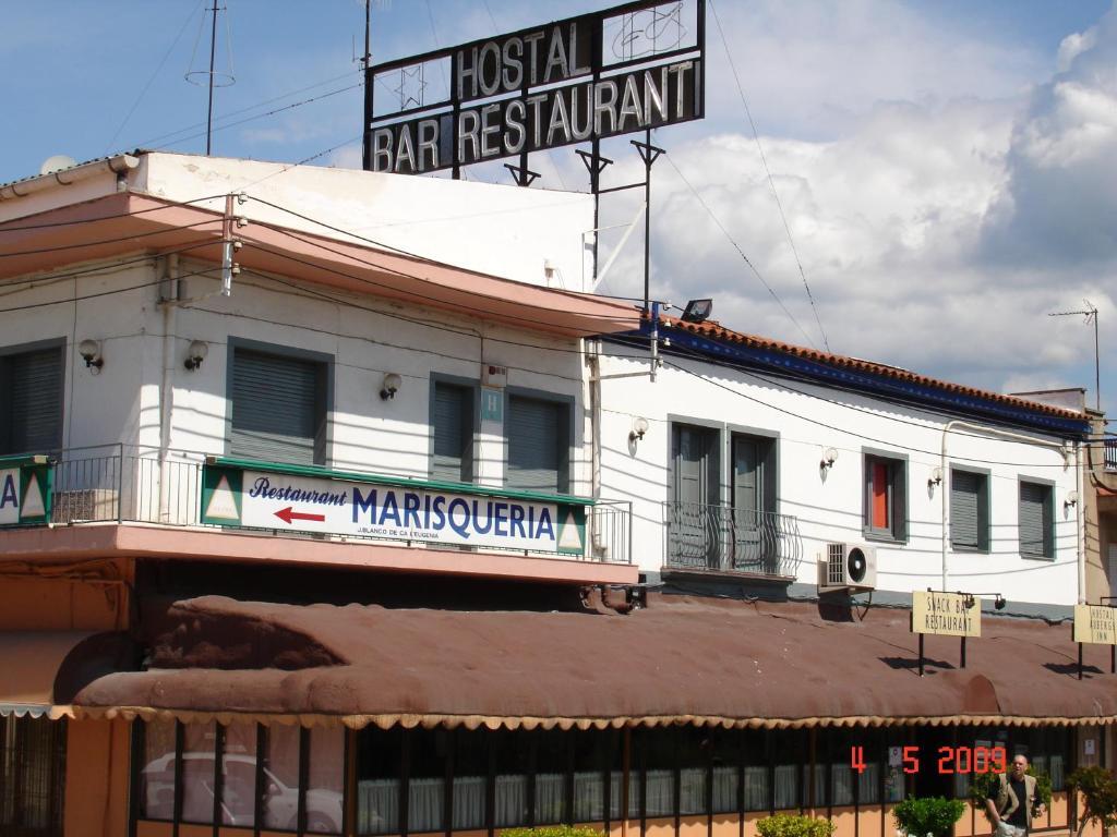 Hostal Can Blanco Sarriá de Ter Buitenkant foto