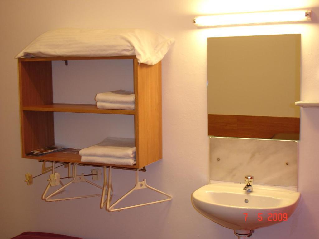 Hostal Can Blanco Sarriá de Ter Buitenkant foto