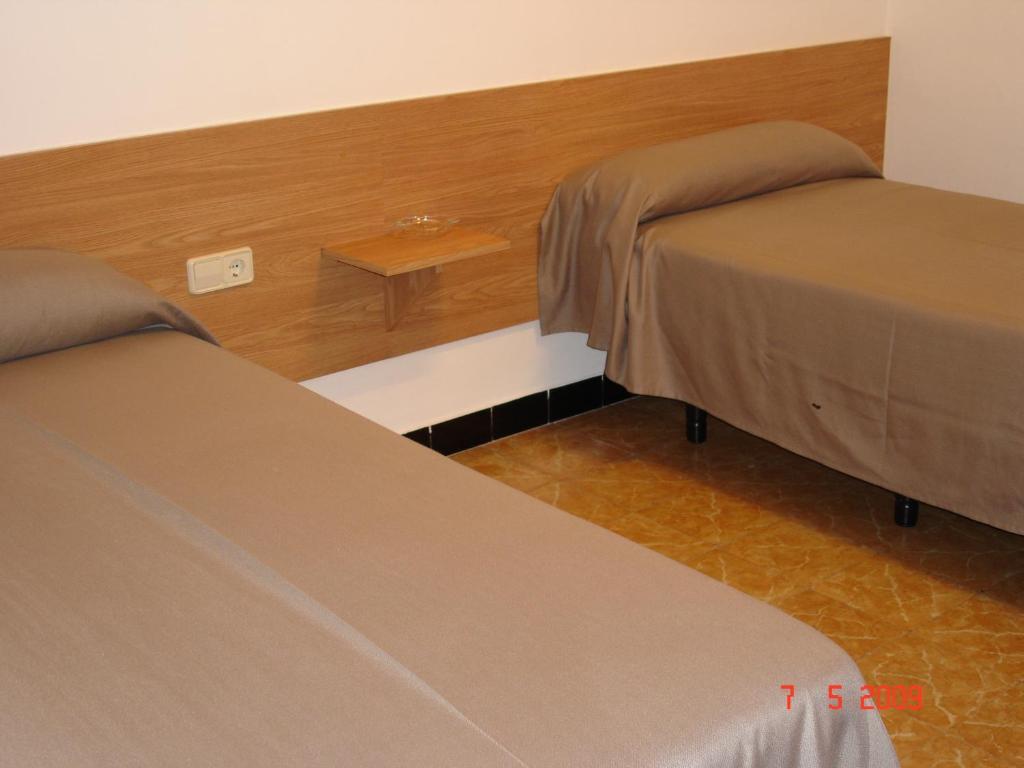 Hostal Can Blanco Sarriá de Ter Buitenkant foto