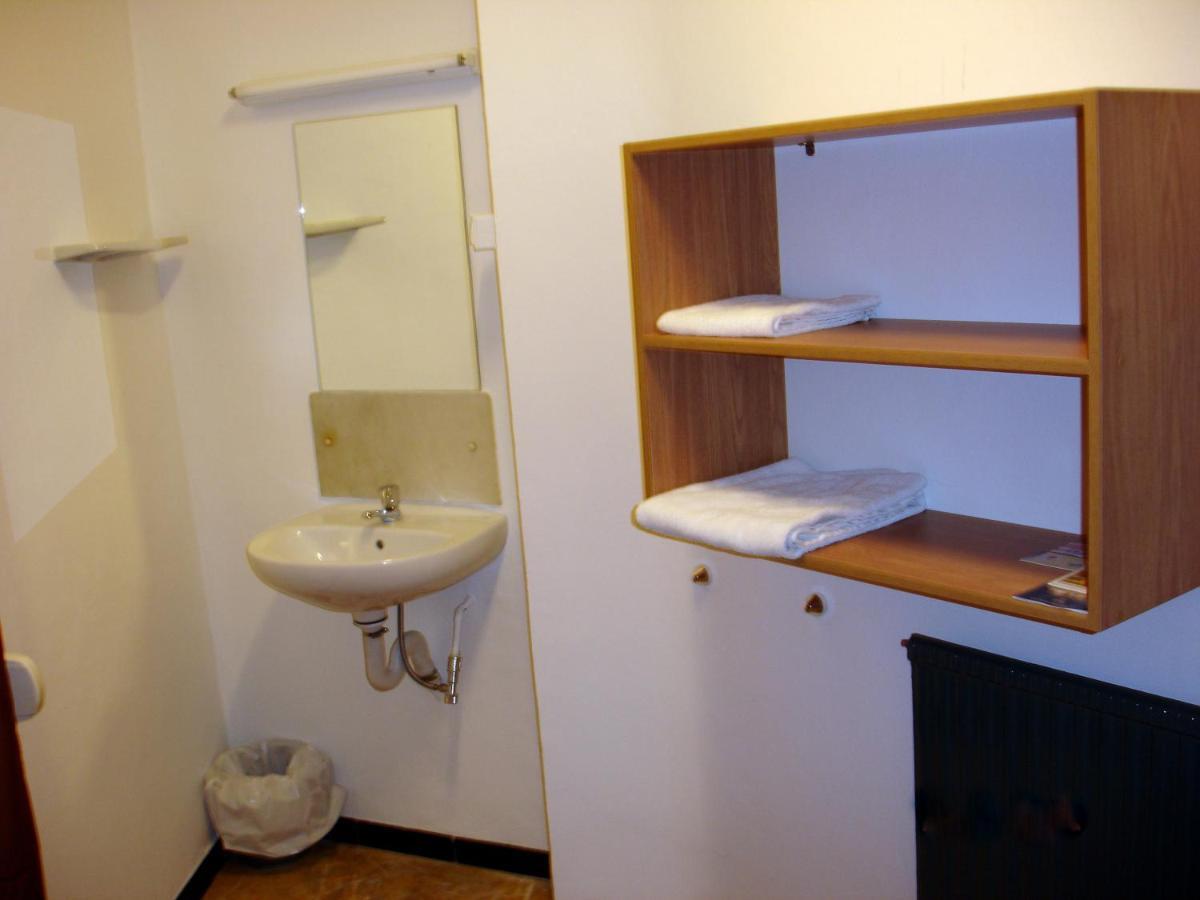 Hostal Can Blanco Sarriá de Ter Buitenkant foto